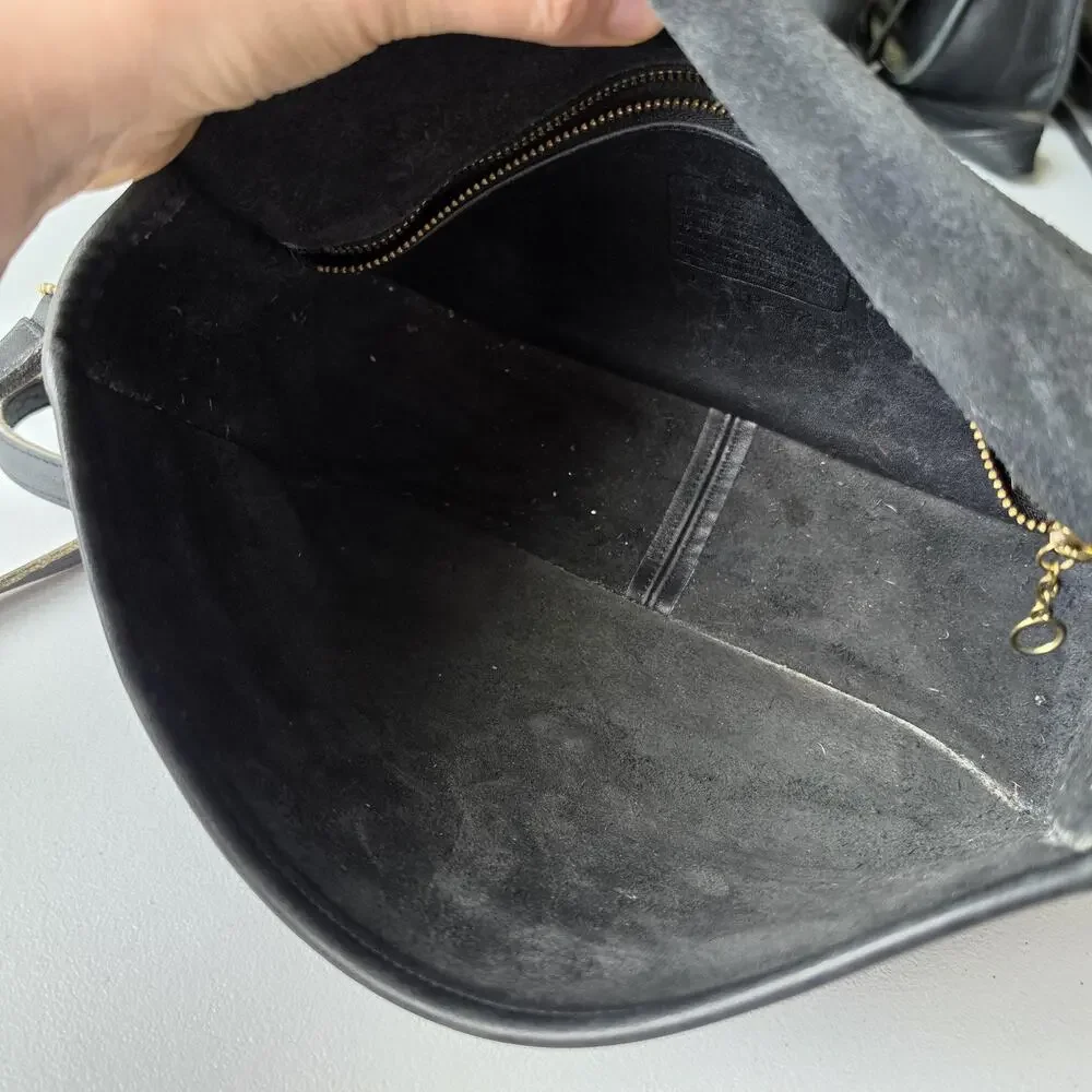 Vintage Coach Crossbody City Bag 9790 Black Leather Turn Lock USA Purse